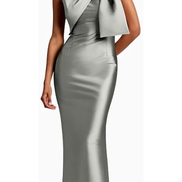 Dresses & Skirts - Elegant Gray Women's Dress